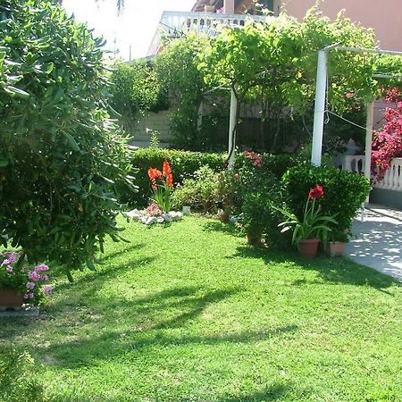 Villa Spiridoula Agios Stefanos Avliotes  Exterior foto