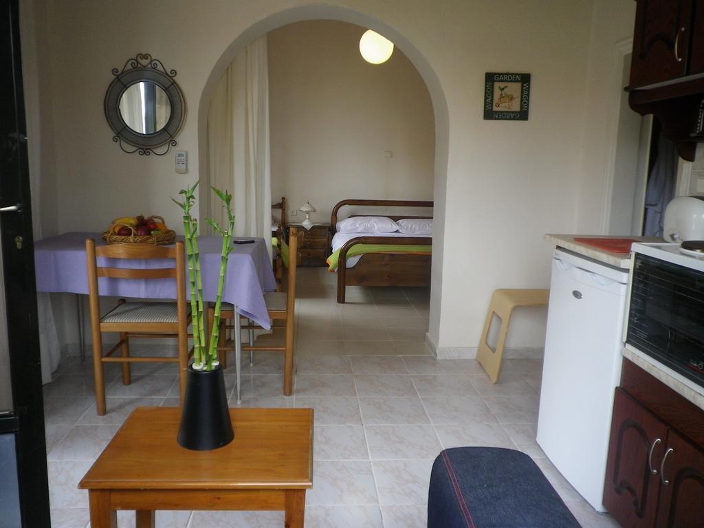 Villa Spiridoula Agios Stefanos Avliotes  Exterior foto